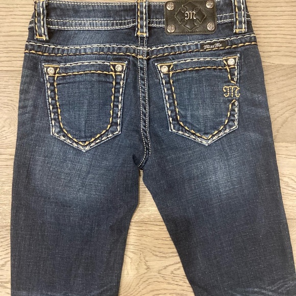 Miss Me Signature Skinny Jeans - Picture 10 of 14